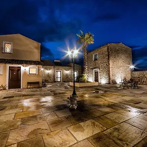 Agriturismo Baglio Del Melograno Farm stay